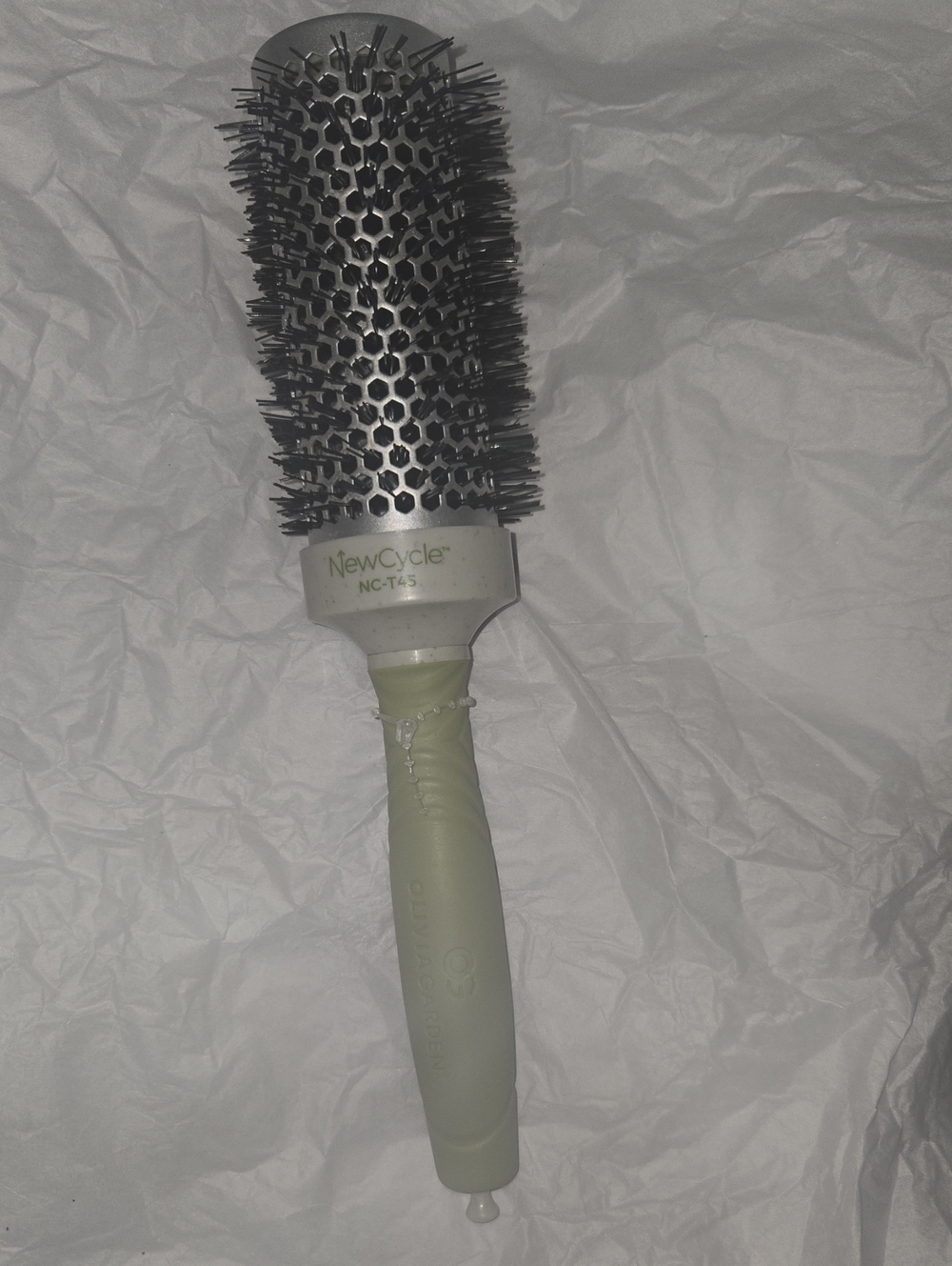 NewCycle NC-T45 Round Vent Brush — Light Green Styling Brush for Women